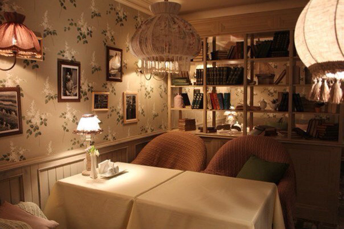 Основной зал — Компот на Ленина