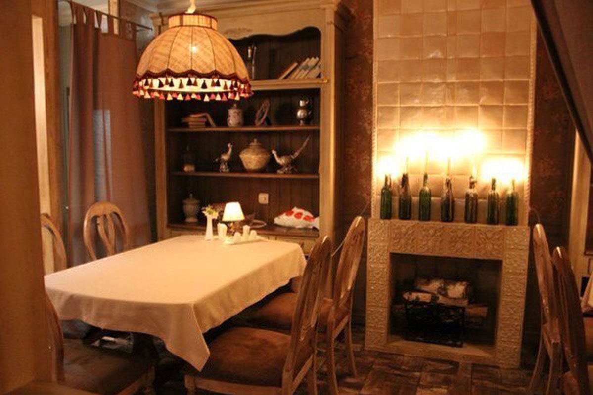 Основной зал — Компот на Ленина