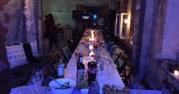 Основной зал — интерьер зала