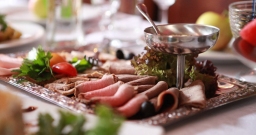 Основной зал