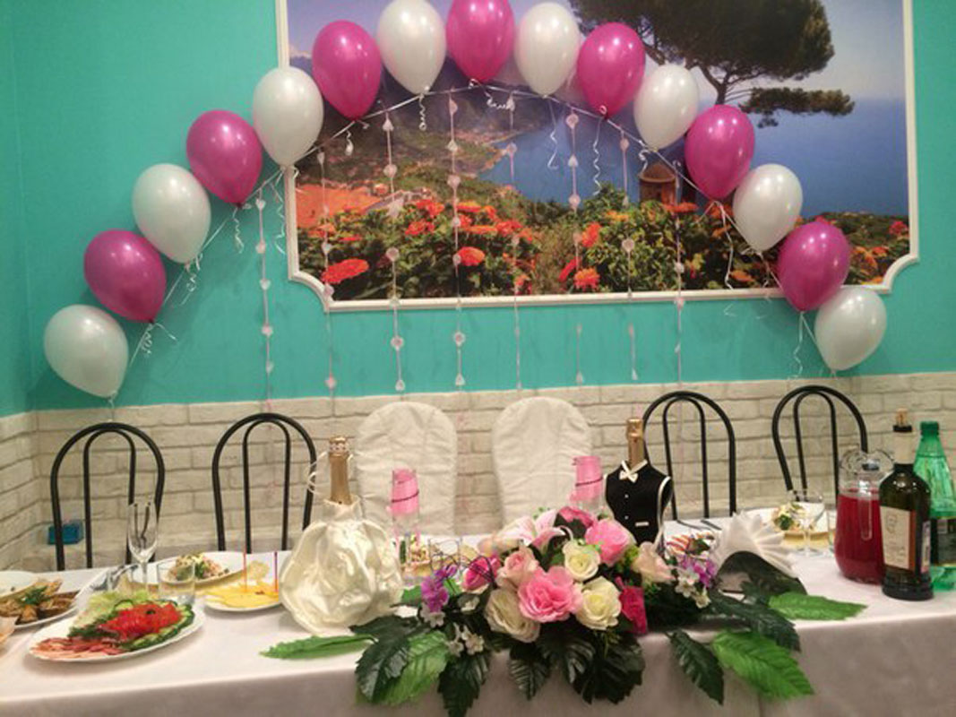 Основной зал — Кафе Улыбка