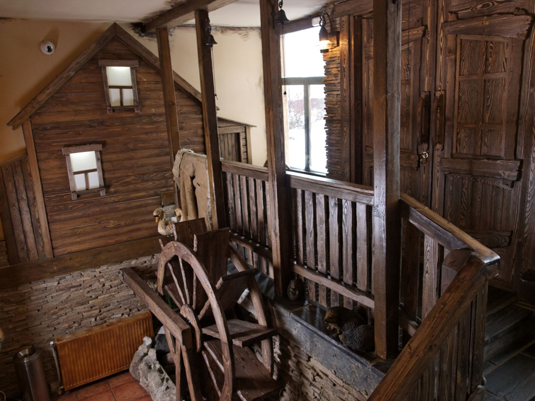 Основной зал — Амбар Холл