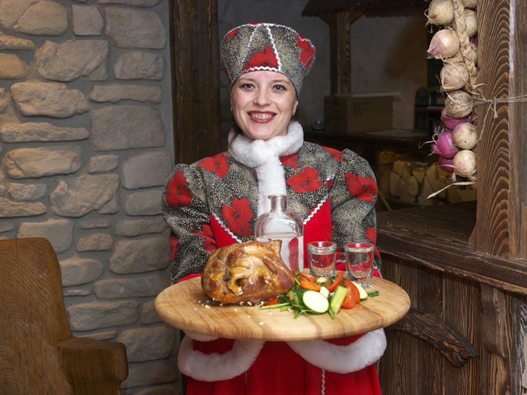 Основной зал — Амбар Холл