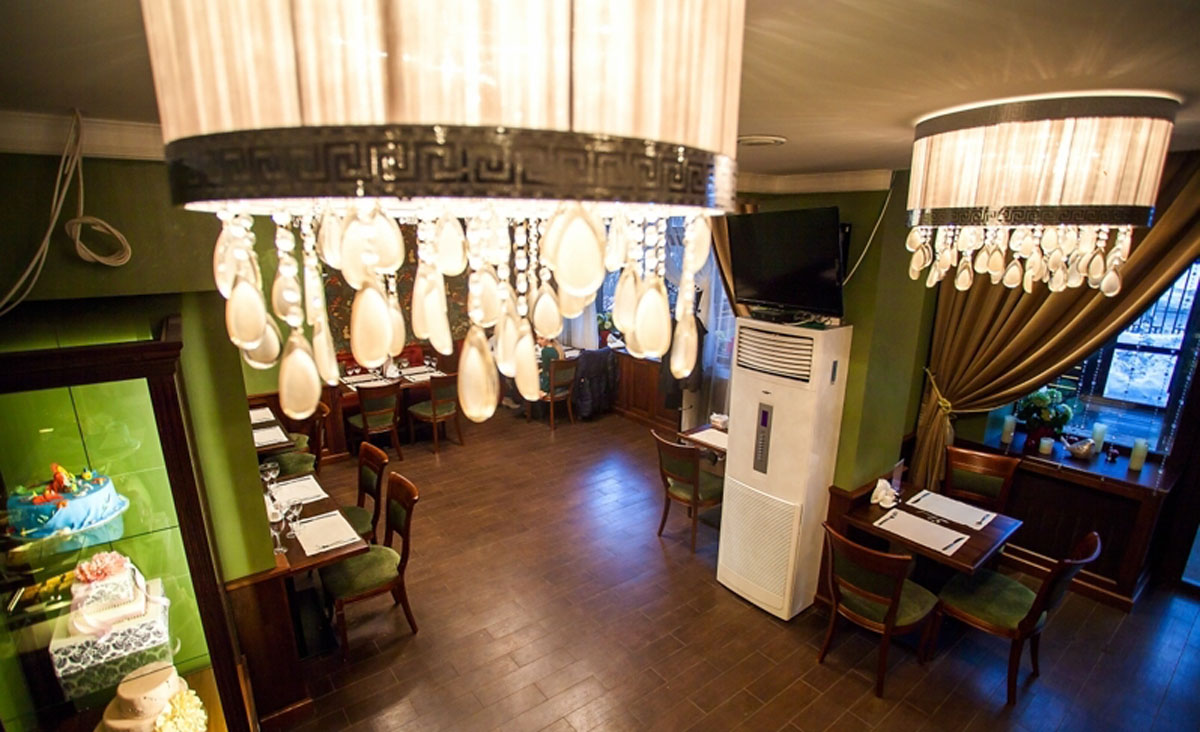 Основной зал