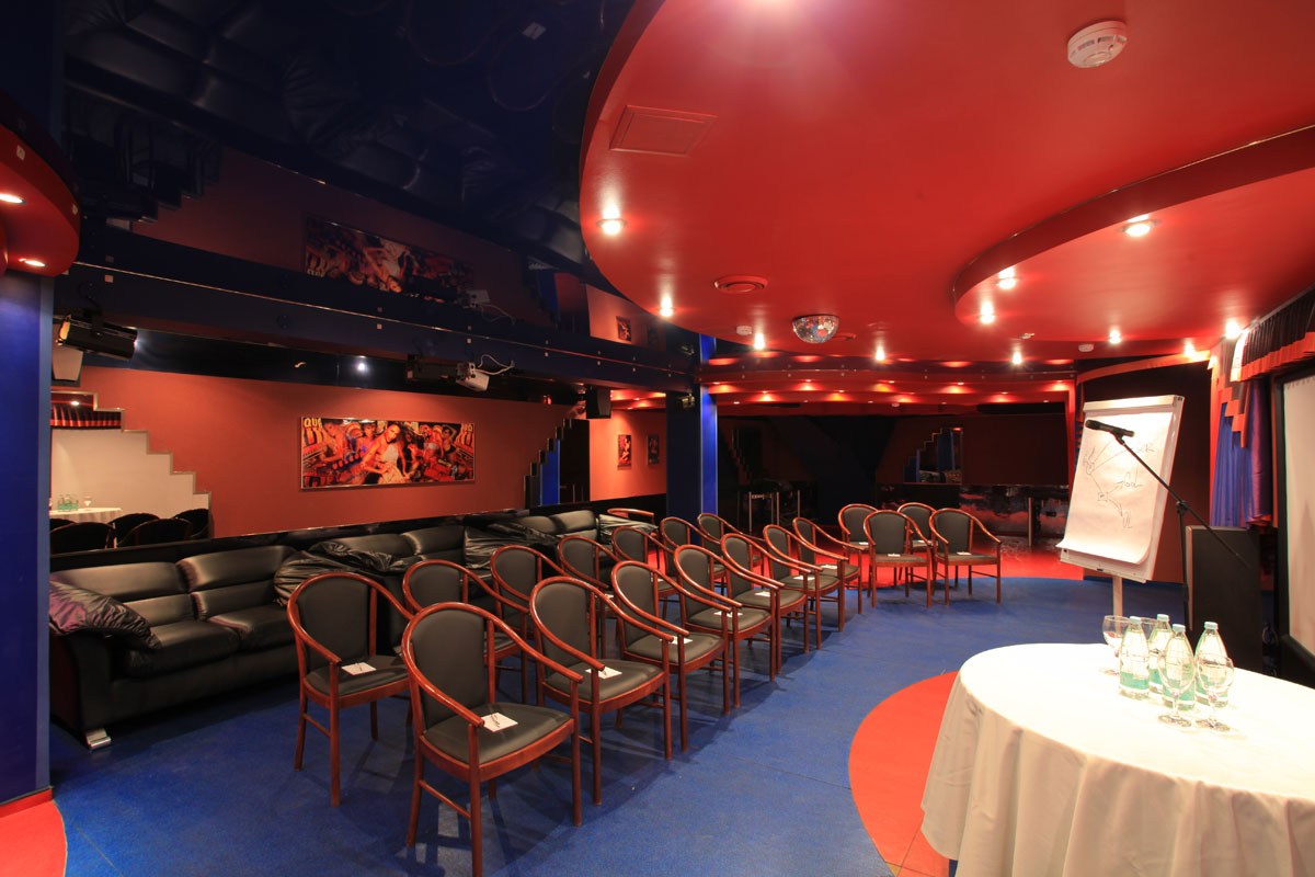 Многофункциональный зал Ромашково — Гостинично-Банкетный Комплекс Немчиновка парк