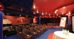 Многофункциональный зал Ромашково