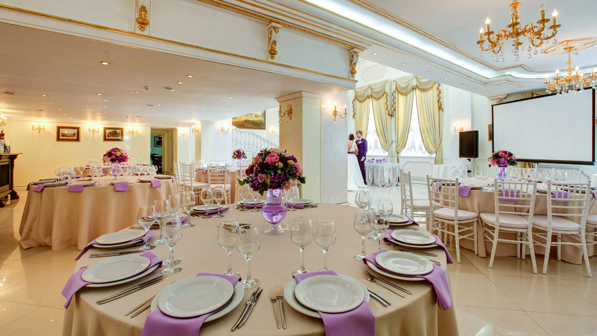 Основной зал — Зал Торжеств в усадьбе Кузьминки