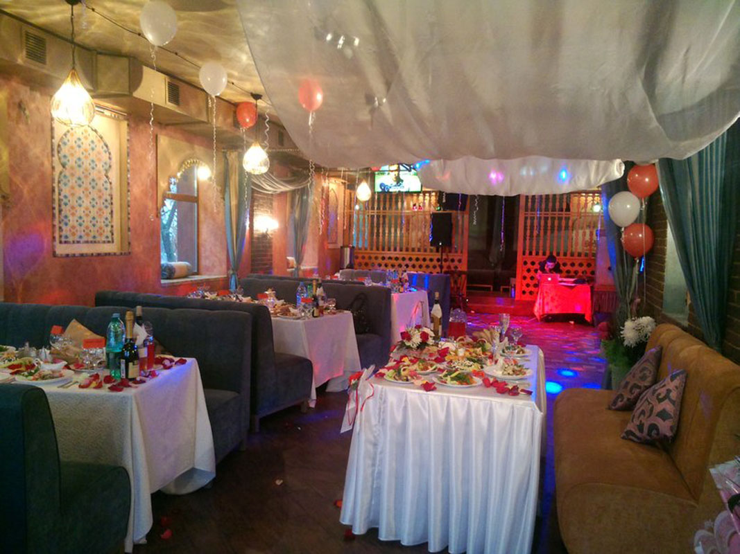 Зал на 70 человек — Амиго