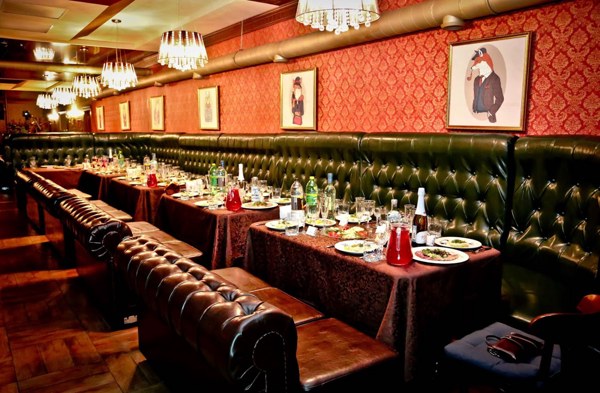 Логотип Golden Fox