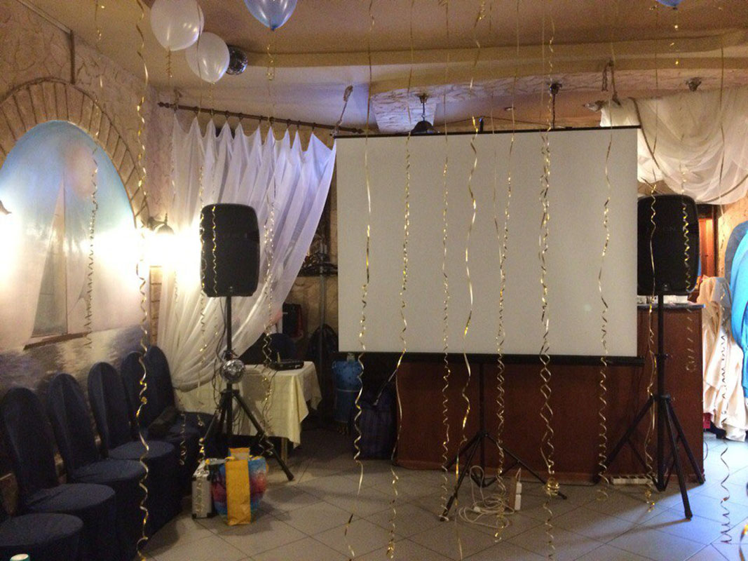 Основной зал — Бриз