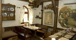 Основной зал — интерьер зала