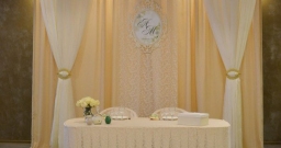 Малый зал — интерьер зала