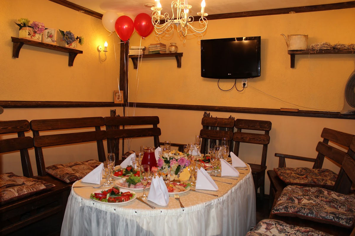 Основной зал — Grill bar Bierhaus