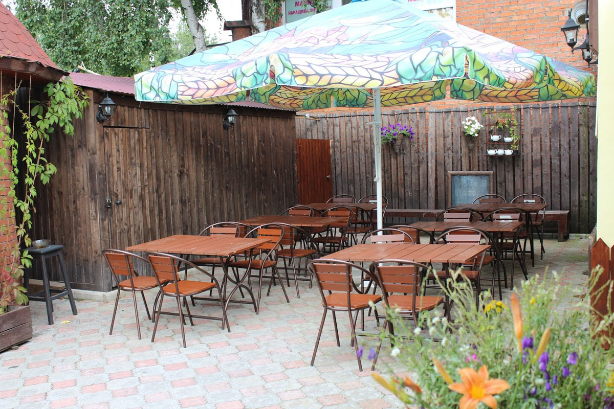 Основной зал — Grill bar Bierhaus