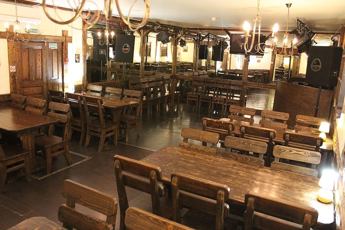 Grill bar Bierhaus — Основной зал, фото банкетного зала