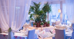 Основной зал — подробнее о зале