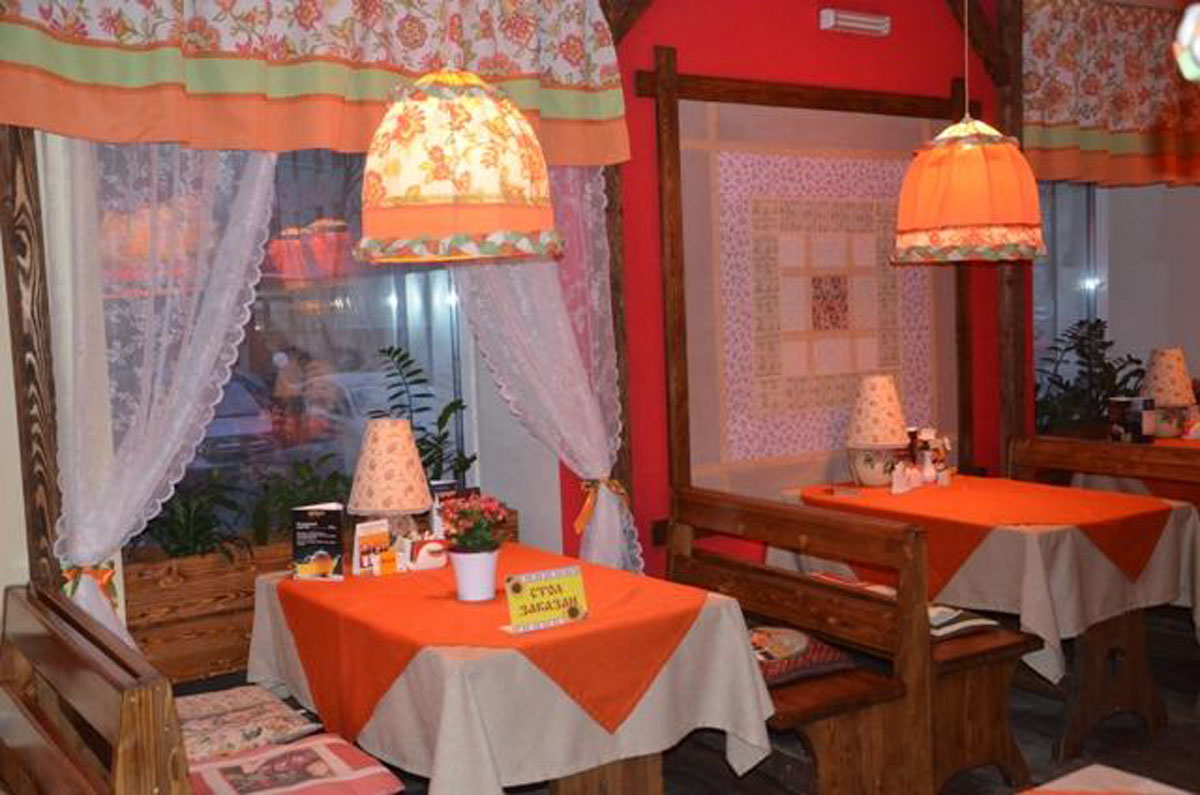 Основной зал — Хуторок на Куйбышева