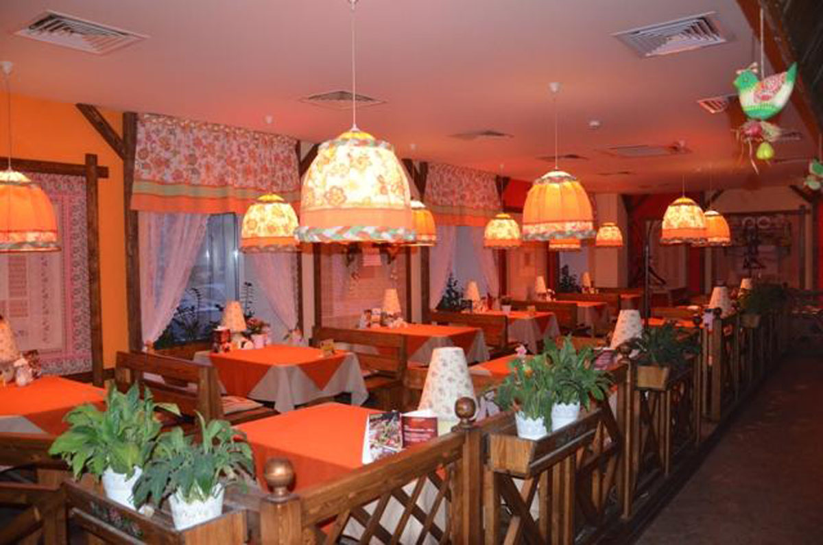 Основной зал — Хуторок на Куйбышева