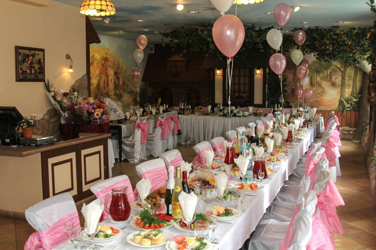 Основной зал — Вкус странствий на Попова