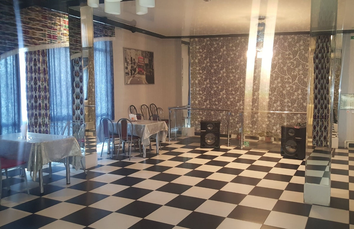 Основной зал — Райхан