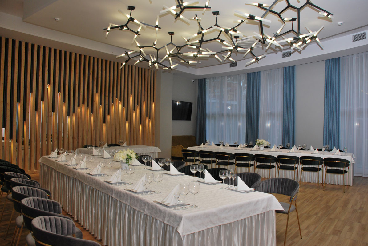 Ресторан Геркулес — Банкетный зал Атриум, фото банкетного зала