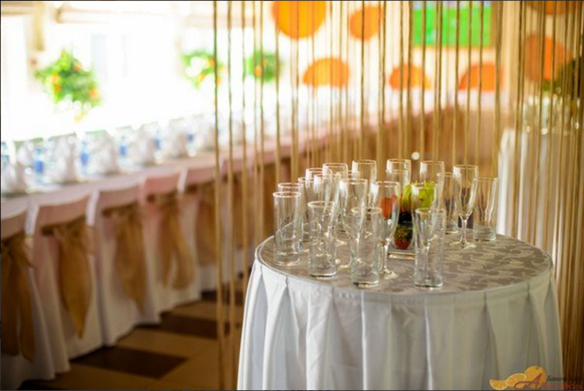 Основной зал — Апельсин