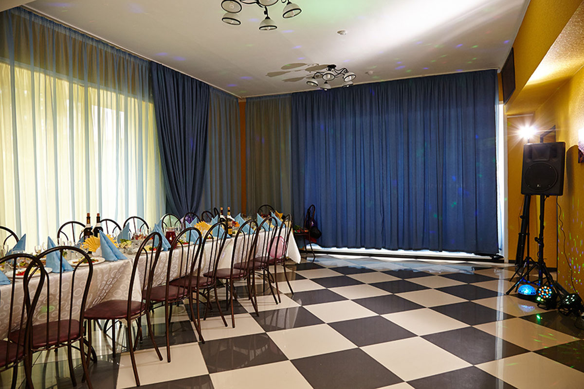 Парус — Основной зал, фото банкетного зала