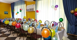 Основной зал — интерьер зала