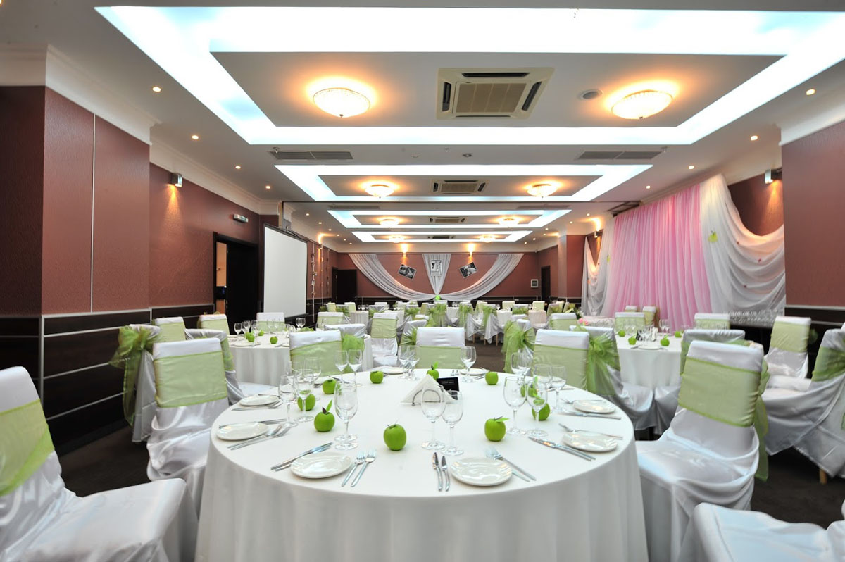 Ресторан Karin — Основной зал, фото банкетного зала
