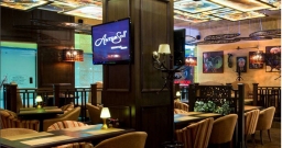 Основной зал