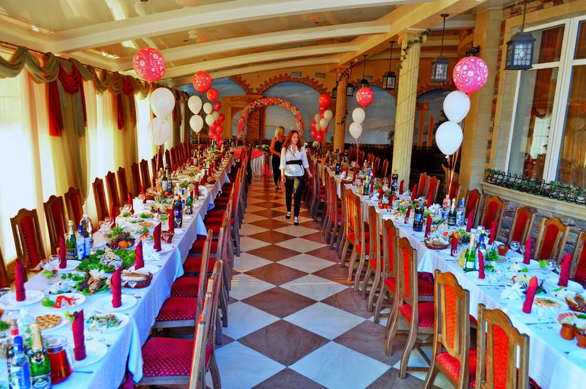 Зал на 200 человек — Метрополь