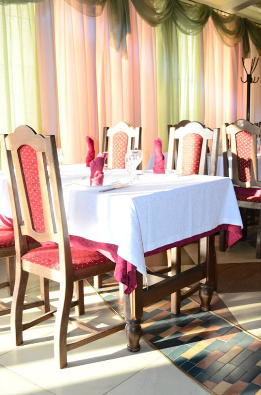 Зал на 200 человек — Метрополь