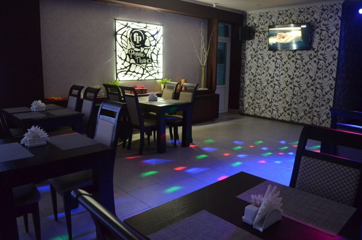 Основной зал — Форте-Пьяно