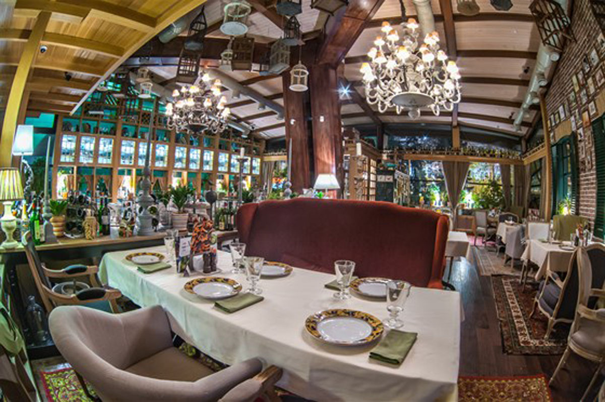 Основной зал — Беллуччи