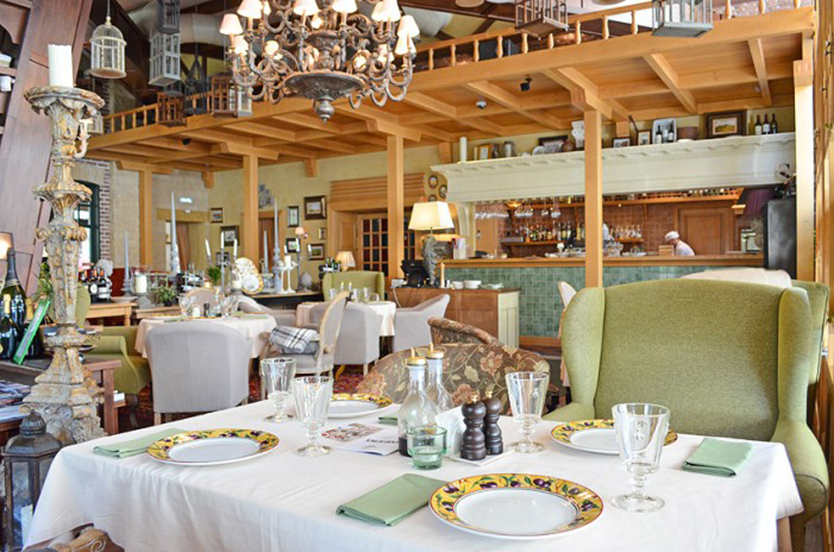 Основной зал — Беллуччи