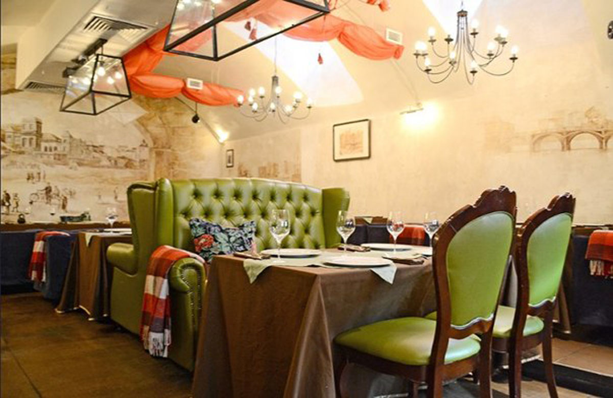 Основной зал — Ресторан Вино и мясо