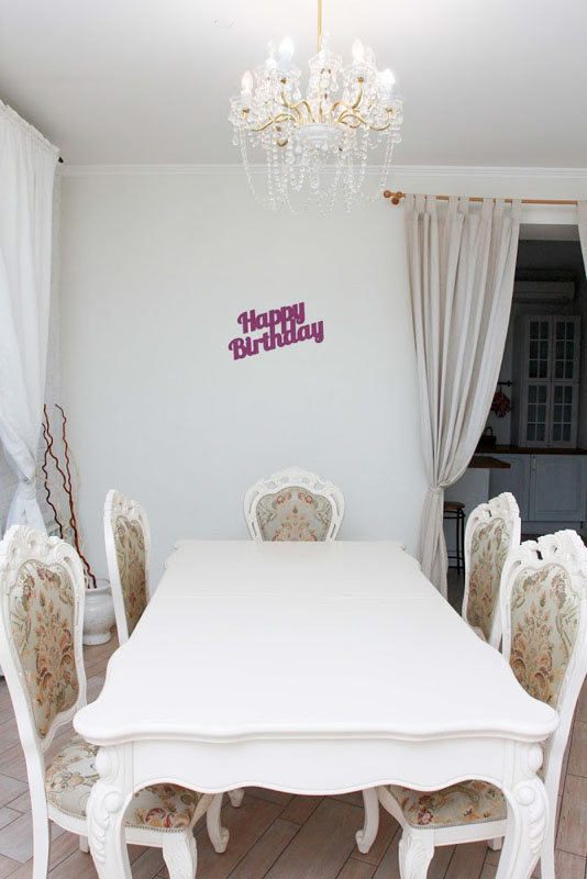 Основной зал — Студия Янг