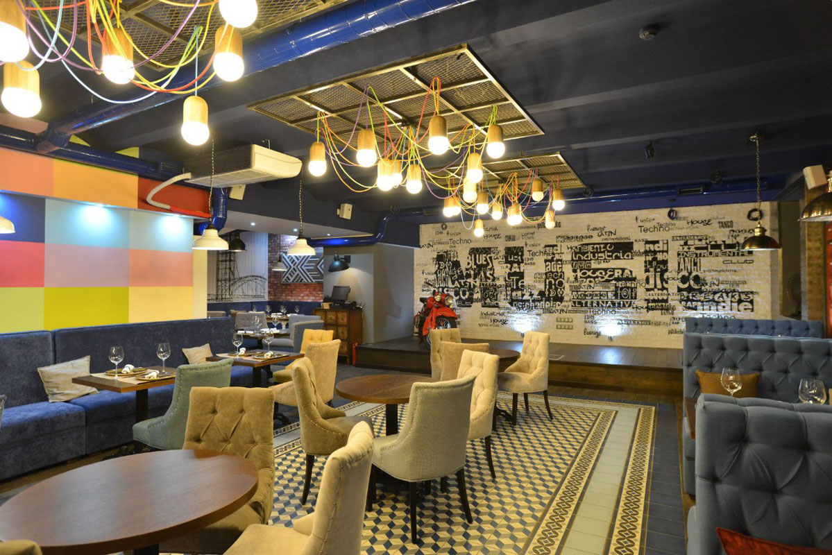 Основной зал — Паулинг