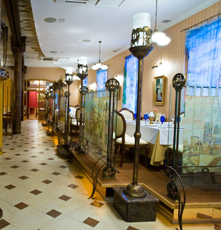 Основной зал — Ресторан Париж