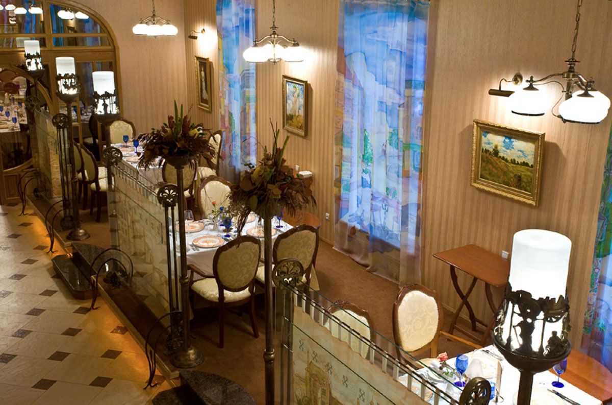 Основной зал — Ресторан Париж