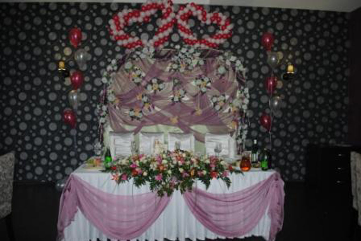 Основной зал — Кокос