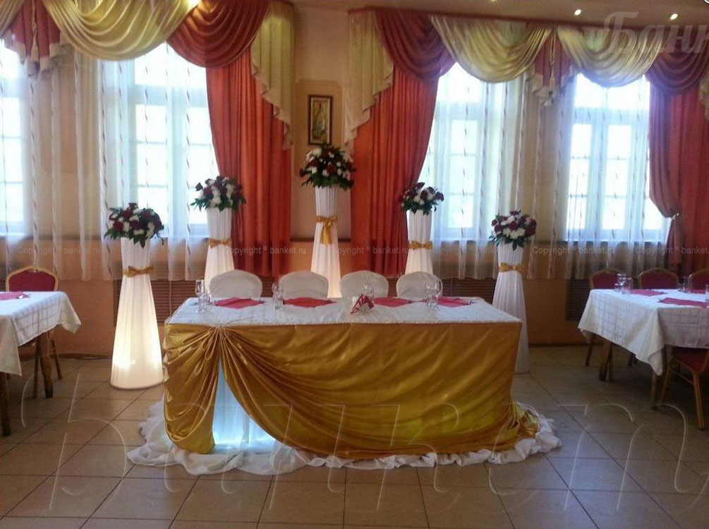 Основной зал — Кафе Лесная сказка