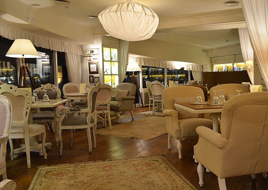 Основной зал — Мезонин