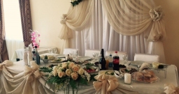 Зал на 100 человек