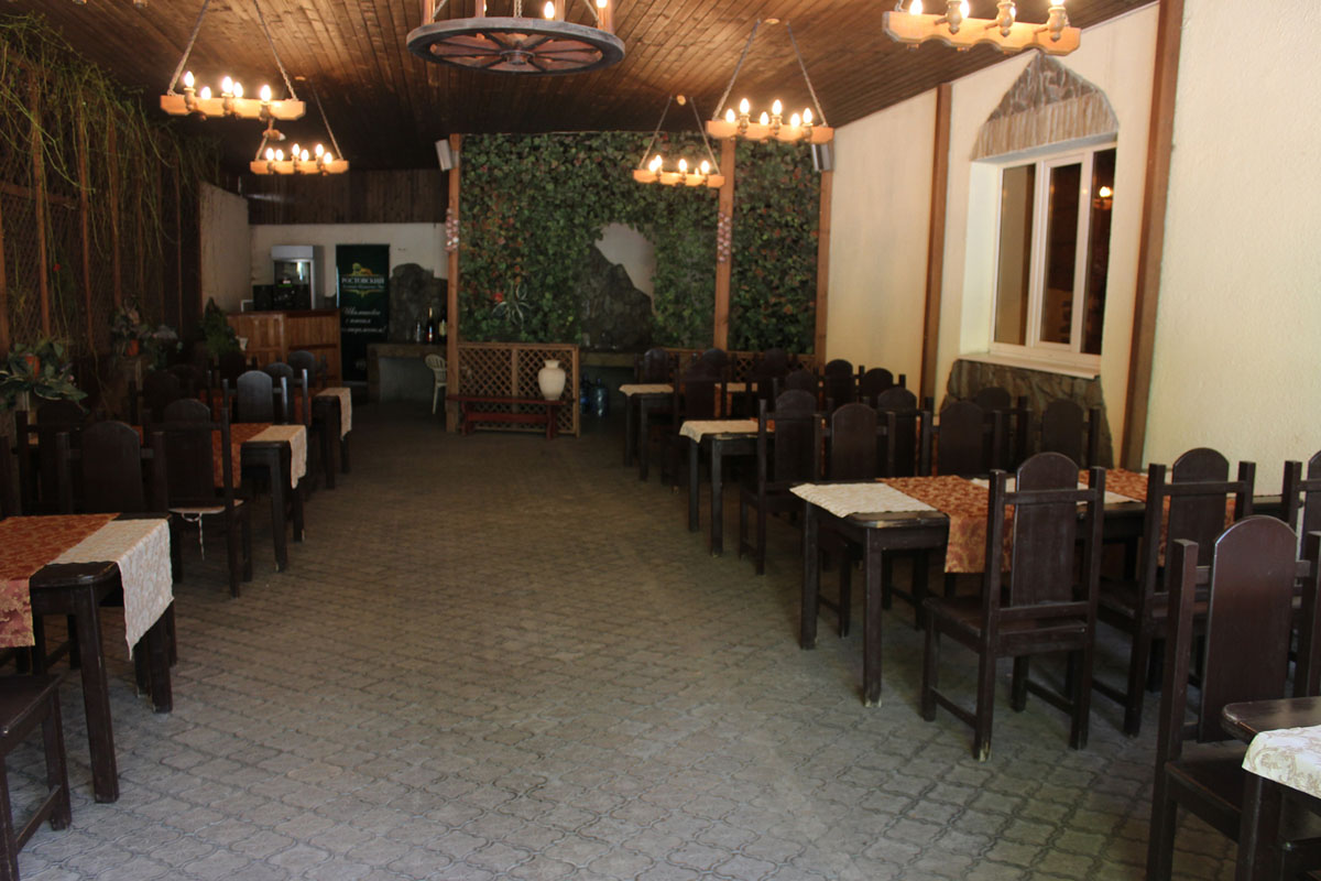 Основной зал — Легенды Кавказа