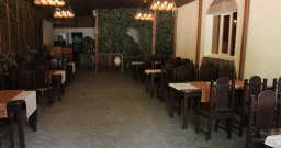 Основной зал — интерьер зала