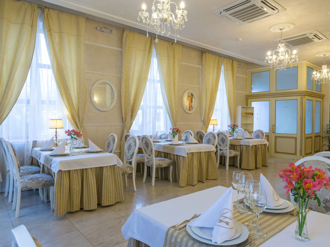 Усадьба — Зал «Белый», фото банкетного зала