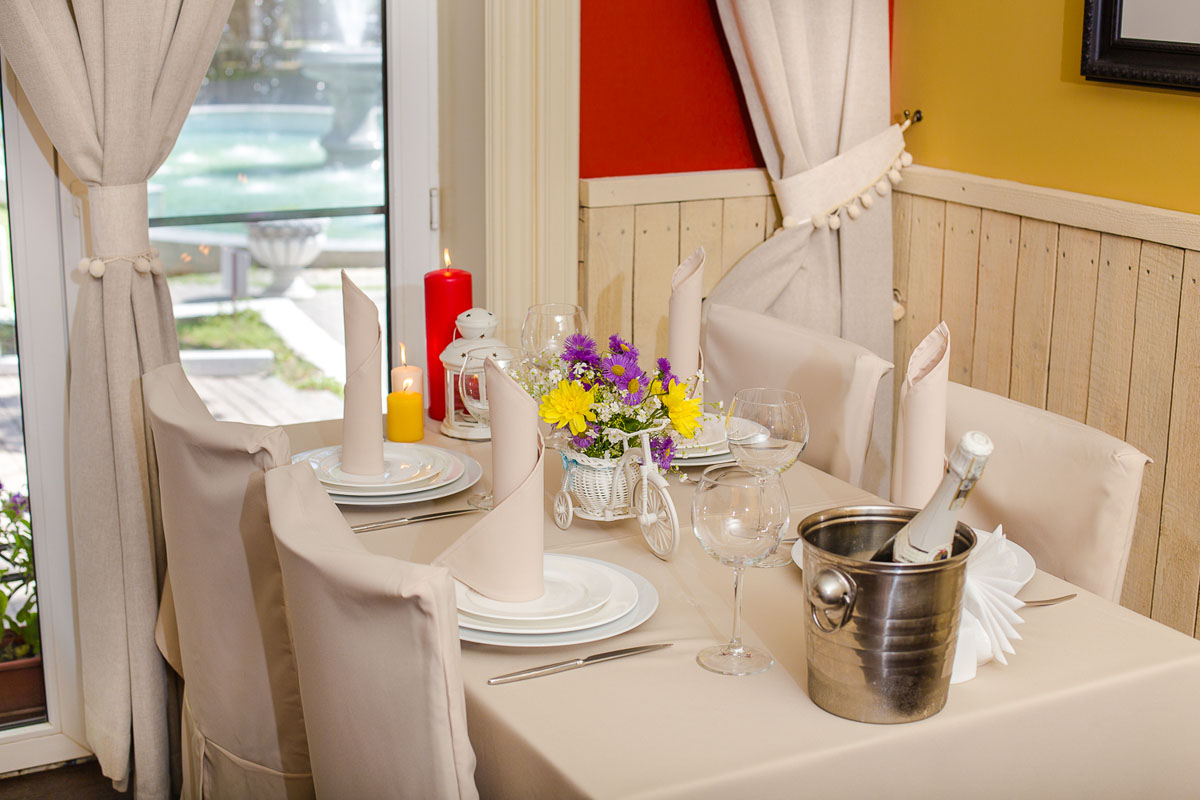 Основной зал — Ложка-Поварешка