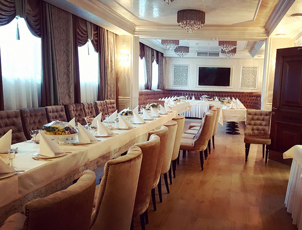 Основной зал — Севан Плаза