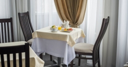 Основной зал